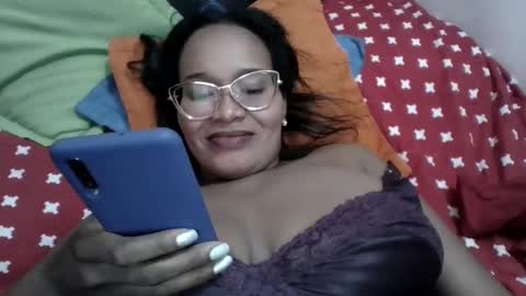 Snapshot of chantal99 chatting on February 25, 9:26 pm chantal99 online show from February 25, 9:26 pm