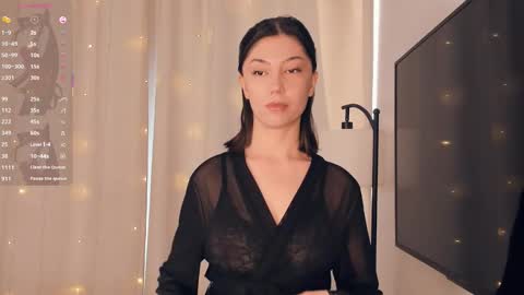 Yumi online show from February 3, 7:57 am