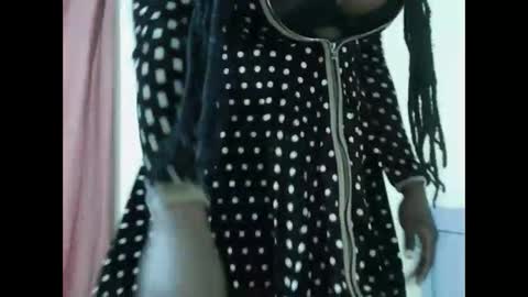 charllette online show from September 22, 9:08 am