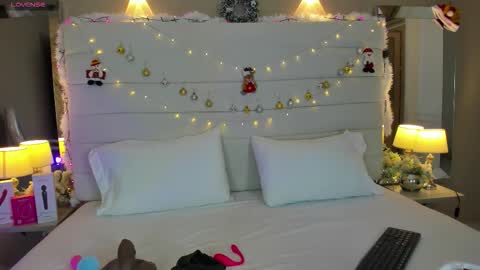 Charlotte online show from November 26, 11:33 am