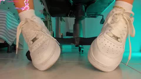 charlotte  grey online show from January 31, 7:56 pm