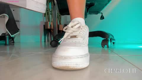 charlotte  grey online show from February 5, 7:17 pm