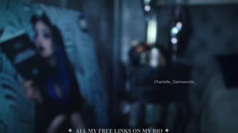Snapshot of charlotte_germanotta_ chatting on January 25, 2:30 pm Charlotte online show from January 25, 2:30 pm