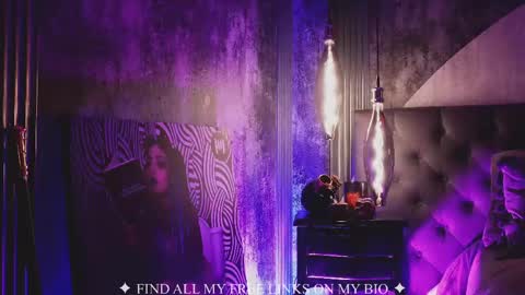 Charlotte online show from April 10, 3:51 pm