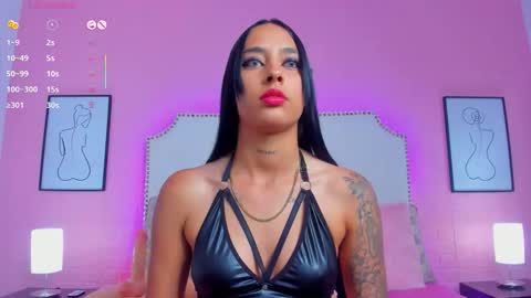 Charlotte online show from November 15, 8:43 pm