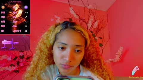 CHARLOTTE online show from November 12, 11:52 am