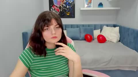 charlotte_mitchell online show from February 17, 9:24 am