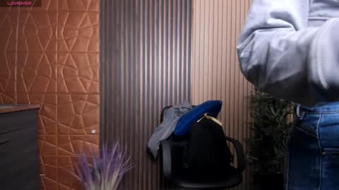 Charlotte  Everyday From 0700 to 1300 Col Time online show from February 6, 11:09 am