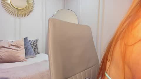 charlottebrownn_ online show from September 13, 1:13 am