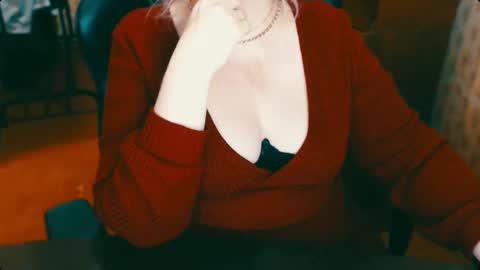 CharlotteXTasty online show from February 26, 9:50 pm