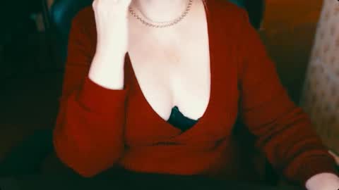 CharlotteXTasty online show from February 18, 10:05 am