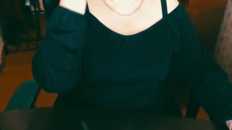 CharlotteXTasty online show from January 28, 9:41 am