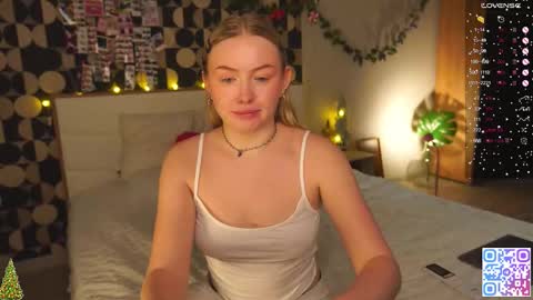 my fansly Charming daisy              My Wishlist  for new toys     online show from January 6, 3:59 pm