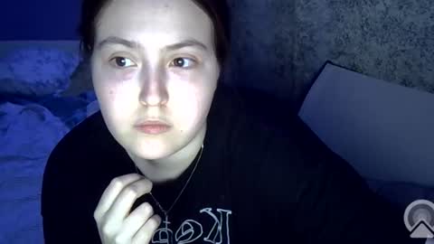 charmingggirl online show from June 18, 11:48 am