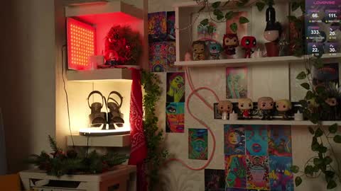 Belle and Miley online show from February 1, 5:05 pm