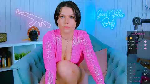 Snapshot of chaturkaterina chatting on March 10, 10:24 pm Miss Harmony online show from March 10, 10:24 pm