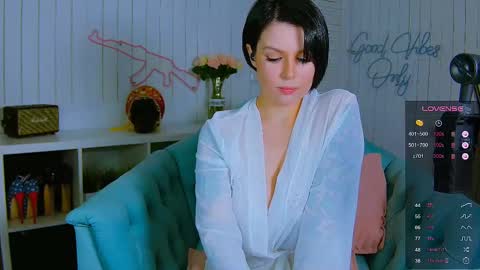 Snapshot of chaturkaterina chatting on March 6, 10:26 pm Miss Harmony online show from March 6, 10:26 pm