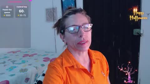 CHAYLA VICTORIA RUIZ  online show from October 10, 9:31 pm