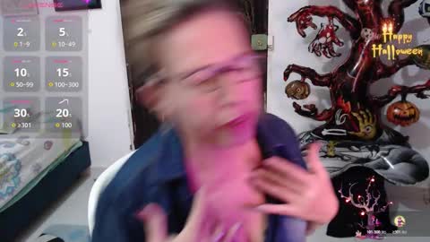 CHAYLA VICTORIA RUIZ  online show from October 31, 1:07 am