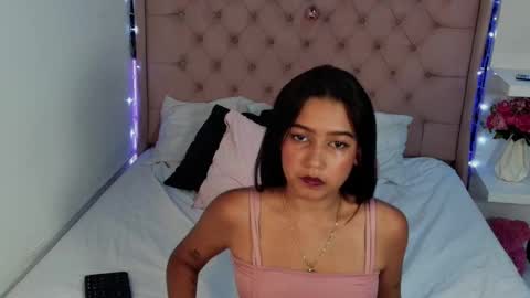 cheerry_moon online show from December 18, 10:58 pm