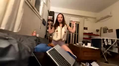 chellybear101 online show from February 1, 5:33 pm