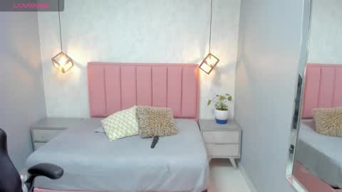 Camila  online show from November 20, 4:35 am