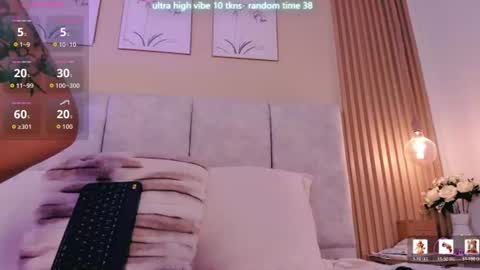 cherlyn_1 online show from June 20, 5:49 pm