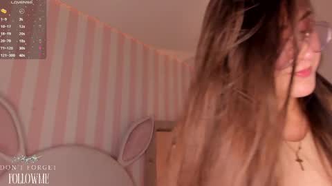 Snapshot of cherry_blond_ chatting on February 27, 12:32 am Cherry online show from February 27, 12:32 am
