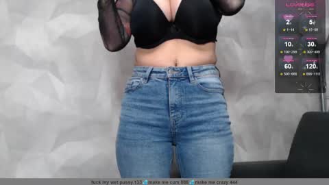 nicolle Onlyfans  cherry nicolle online show from February 20, 6:17 am