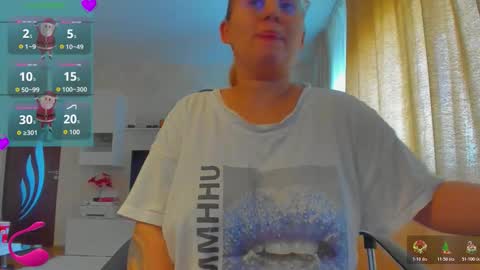 mayra online show from December 1, 10:30 am