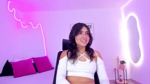 Snapshot of cherrydollxx chatting on September 26, 12:58 pm C H E R R Y online show from September 26, 12:58 pm