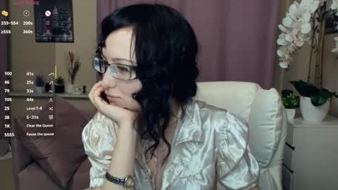 Isabel online show from May 17, 7:24 pm