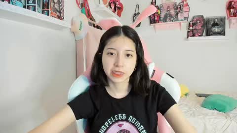 cherrycute666 online show from February 14, 1:45 am