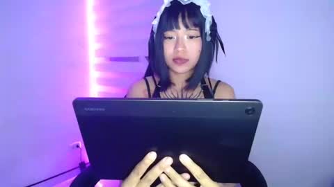 Snapshot of cherrywitchy chatting on February 6, 3:37 am Cherry online show from February 6, 3:37 am