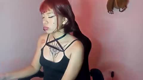 Snapshot of cherrywitchy chatting on February 1, 3:30 am Cherry online show from February 1, 3:30 am