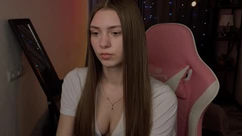 Cheryl online show from February 4, 3:04 pm