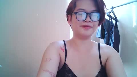 chesca online show from February 7, 1:09 am