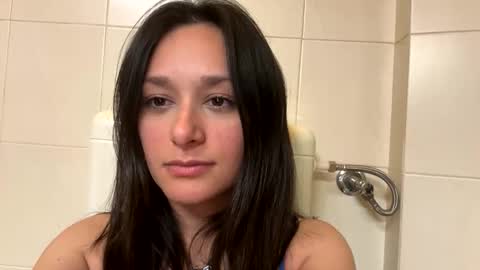 chicamala872876 online show from May 6, 8:13 pm