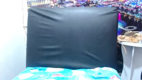 Snapshot of chiky_nastyy chatting on February 3, 2:02 pm Chikys   online show from February 3, 2:02 pm