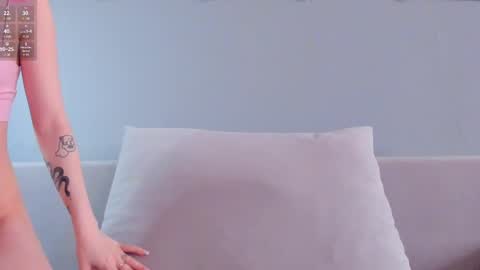 Snapshot of chisamisa chatting on February 10, 10:19 pm Chisa online show from February 10, 10:19 pm