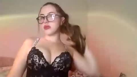 chitos_89 online show from October 29, 4:39 am