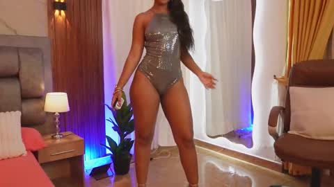 Chloe online show from January 16, 1:18 pm