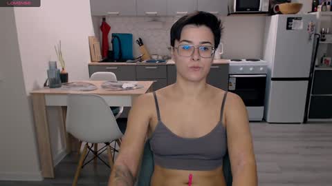 Eva and Sandra online show from December 2, 11:33 am