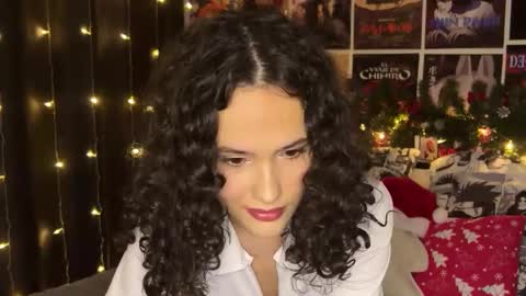 chloe online show from January 1, 5:43 am