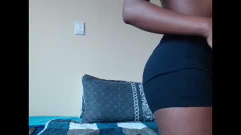 Chloe Chrome online show from February 27, 11:20 am