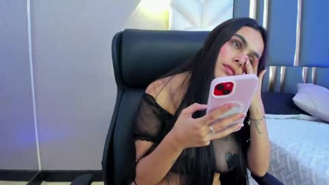  Chloe Harper  online show from June 3, 2:33 pm