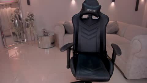 Chloe  OF chloemanson online show from February 8, 8:32 pm