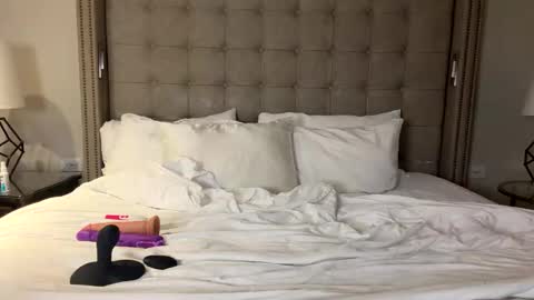 Chloes Big Boobs online show from March 23, 2:01 pm