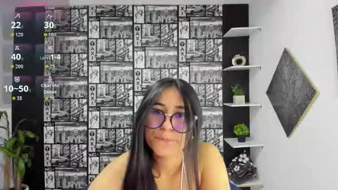 ChloeTurner  online show from October 7, 8:35 pm