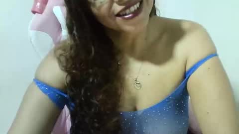 chochohot45 online show from February 20, 12:08 am